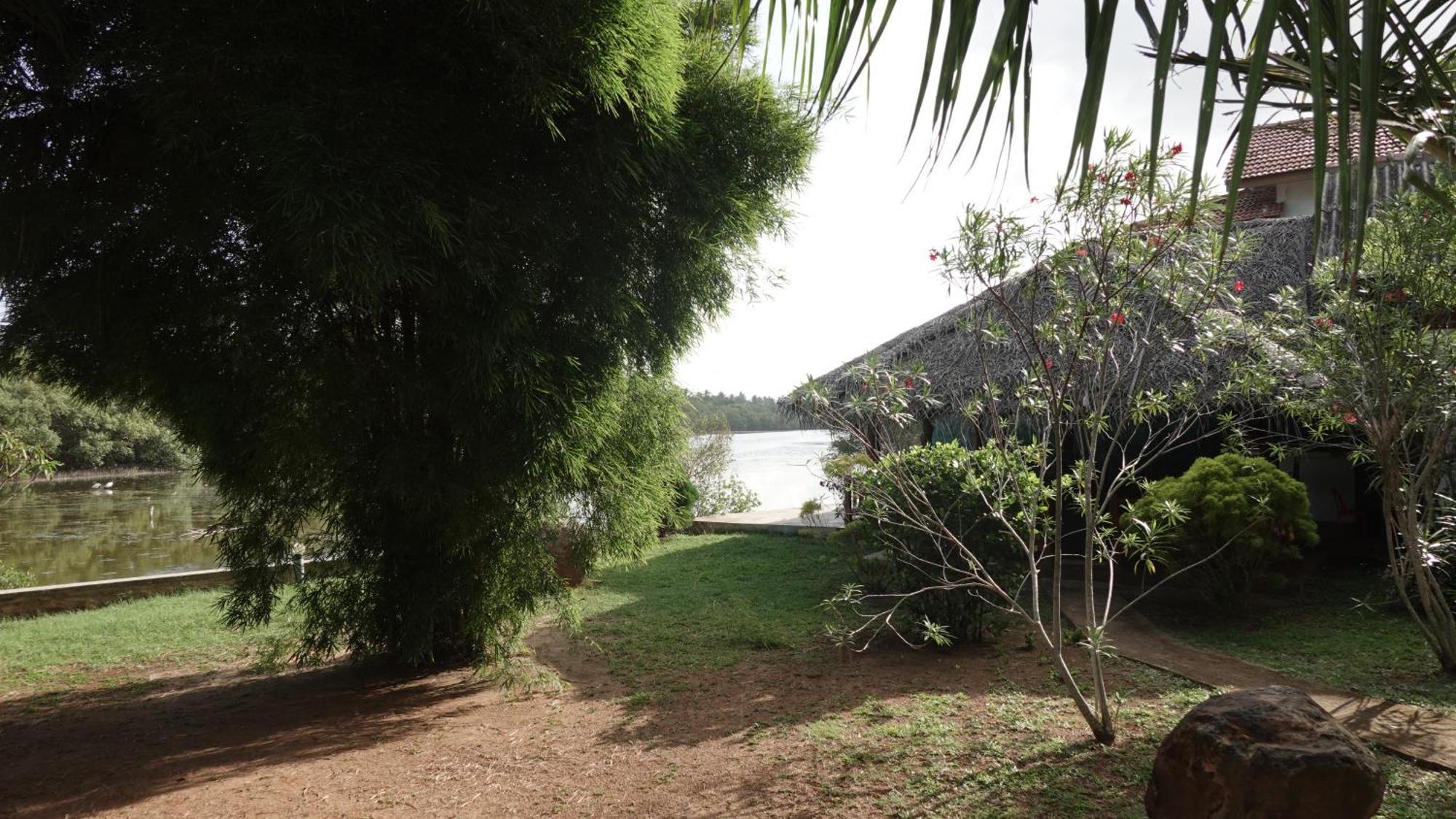 טנגלה Salt Lake Cabanas & Restaurant מראה חיצוני תמונה